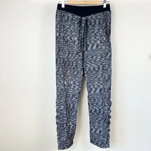 Lululemon Runderful Pants - Picture 3 of 13